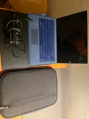 Зарядное устройство Microsoft Surface Pro 3 модель 1631 12 дюймов Intel i5-4300U 8 ГБ 256 ГБ, ключ - Изображение 1 из 4