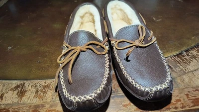 Zapatilla Mocasín Minnetonka Piel de Oveja Alce Marrón Chocolate Para Hombres Talla 11 Foto 1 de 4