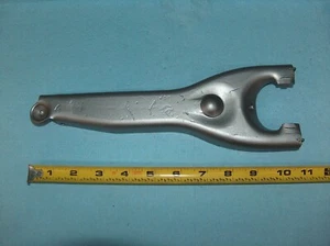 1965-1970 Chevy Impala Full Size Clutch Release Bearing Fork 3860005 - Picture 1 of 8