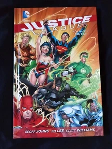 Justice League Volume 1 Origin Hardcover First Printing W/Justice League War DVD - Picture 1 of 10