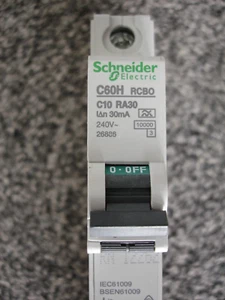 schneider multi 9 c60H RCBO C10 RA30 26886 C60HC10RA30 Typ A - Bild 1 von 2