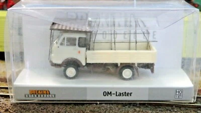 Brekina PIBK34600.F OM Lupetto Centinato con porta pacchi HO 1:87  - Immagine 1 di 2