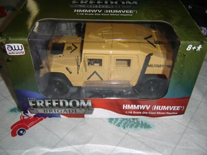 Auto World The Freedom Brigade Humvee HMMWV Maßstab 1:18 Die-Cast #AWML003 VERSIEGELT - Bild 1 von 11