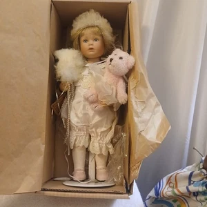 Boyds Yesterday's Child Porcelain Doll #4703 TINA w/ TUTU...JUST BEARLY BALLET - Picture 1 of 9
