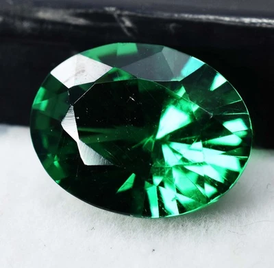 10.01 Ct Natural Green Garnet Loose Gemstone CERTIFIED Brilliant Oval Cut - Image 1 of 4