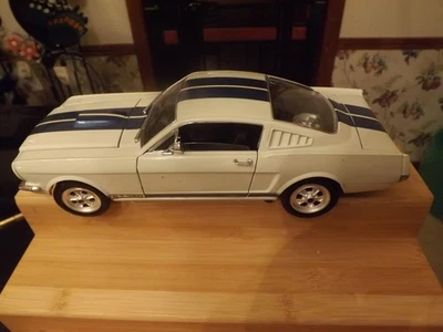 Revell, Jouef Evolution, Italy, 1965 Ford Mustang GT350, 1:18, White-Pre-owned - Image 1 of 4