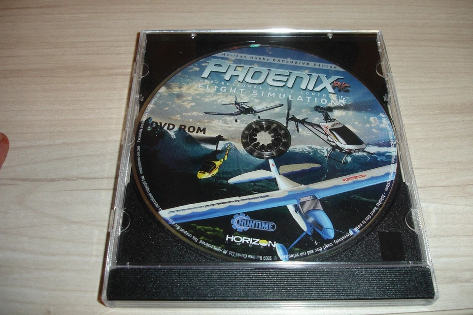 Phoenix R/C 2.5 Profesional RC Simulador de Simulación de Vuelo DVD-ROM Solo Foto 1 de 1