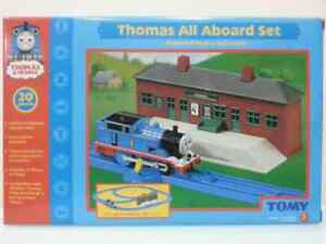 ZL~Tomy Thomas & Friends Motor Road and Rail 2002 Thomas All Aboard Set #4741