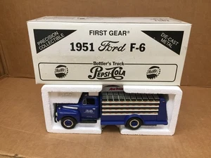 FIRST GEAR 1:34 SCALE PEPSI COLA 1951 FORD F-6 BOTTLER'S TRUCK DARK BLUE 19-1092 - Picture 1 of 11