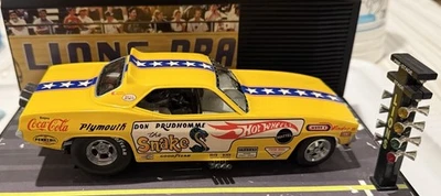 Coche divertido electrónico Hot Wheels Legends To Life Don Prudhomme “la serpiente” 24/01 Foto 1 de 4