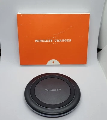 Almohadilla de carga inalámbrica Yootech F500 10W Max negra Foto 1 de 4