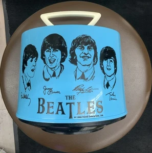 Vintage 1966 BEATLES NEMS Disk-Go-Case 45 rpm Record Case Rare Blue - Imagen 1 de 8