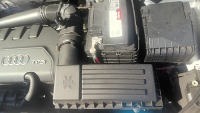 Conjunto de filtro de aire usado se adapta a: Audi Q3 2.0 2015 grado A Foto 1 de 4