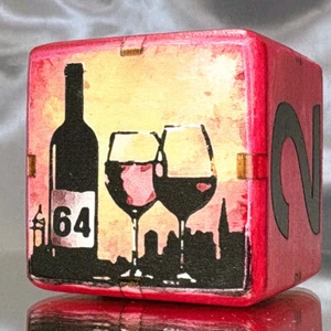 Pinot Power - Savor the Challenge - Backgammon Doubling Cube 36mm - Picture 1 of 9