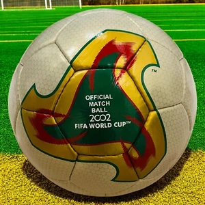 Adidas Fevernova WM 2002 Matchball OMB - Bild 1 von 4