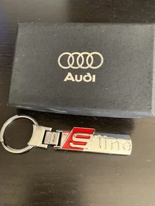 Portachiavi Audi Sline S Line A1 2 3 4 5 6 8 Q3 5 7 S LINE - Con Box regalo - Foto 1 di 2