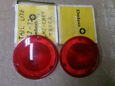 Nuevo de Lote Antiguo 1967 1972 Guía Rojo Plástico Luz Trasera Lente GMC Chevy Truck Stepside Foto 1 de 4