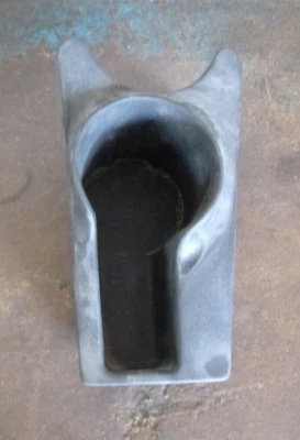 Ford Focus LR 02-04 Rear Cup Holder - Image 1 of 2