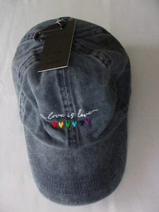 Baseballmütze blau Denim Baumwolle bestickt "Liebe ist Liebe"/6 Regenbogenherzen neu mit Etikett - Bild 1 von 3