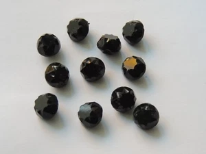 11 boutons anciens en verre noir à facette type jais French buttons mercerie  - Picture 1 of 2