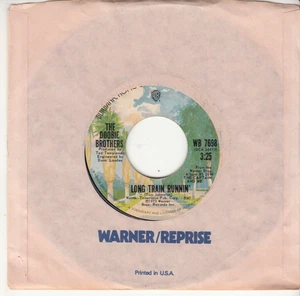 THE DOOBIE BROTHERS - LONG TRAIN RUNNIN' - ORIGINAL 45 - GREAT SHAPE - Picture 1 of 2