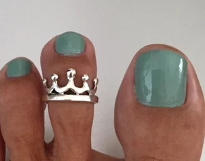 Solid Metal Adjustable Women's Cute Crown Toe Ring 925 Silver White Gold Plated - Picture 1 of 5