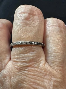Black and white natural diamond ring stackable 6.5 - Picture 1 of 4