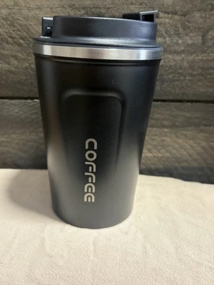 Vaso aislante de 12 oz con tapa y mango para bebidas frías y calientes negro Foto 1 de 3