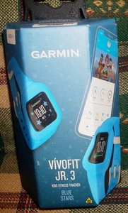 Garmin Vivofit Jr. 3 Fitness Tracker per Bambini Stelle Blu NUOVO - Foto 1 di 1