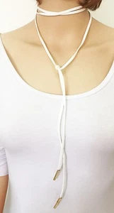 BOHO KUNSTWILDLEDER LANG WEISS WICKELN FESTIVAL BAND COLLIER SCHLEIFE HALSKETTE GOLDRAND - Bild 1 von 1