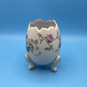 Vintage Inarco 3 Footed Egg Vase E-116/M Gold Trim and Roses - Picture 1 of 9