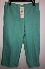 NEW Alfred Dunner Pull On Capri Pants Women’s Petite Size 12P Mint Green Elastic