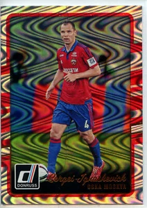 2016-17 Donruss Soccer SWIRLORAMA Parallel #68 Sergei Ignashevich - CSKA Moskva - Bild 1 von 2