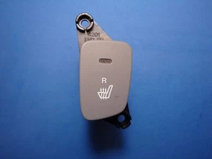 06-11 Kia Rondo RH Right Heated Seat Switch OEM Gray - Picture 1 of 3