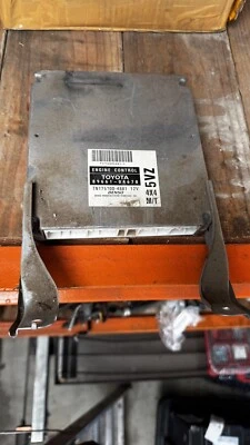 Toyota Tacoma 2000 motor ordenador ecu 89661-04670 4x4 3,4 L 6 cilindros manual M/T Foto 1 de 2