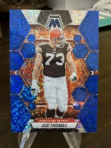 Joe Thomas 2023 Panini Mosaico Fútbol Azul Brillo Prizm! 🔥16/96🔥 - Imagen 1 de 4