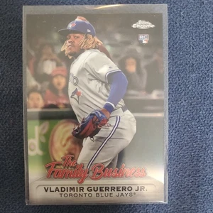 VLADIMIR GUERRERO JR. 2019 Topps Chrome Update the FAMILY BUSINESS RC - Bild 1 von 6