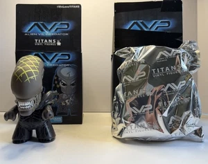 2x Titans Loot Crate AVP Aliens VS Predator Blind Box Figur (Beschreibung lesen) - Bild 1 von 3