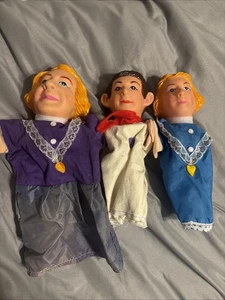 Juego de 3 marionetas de mano con cabeza de goma de barrio Mr. Rogers de colección - Imagen 1 de 9