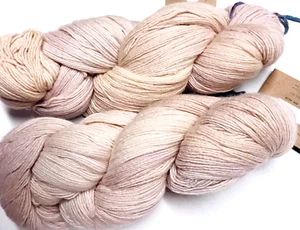 $76 2 100gr Skeins 980yd Manos Del Uruguay FINO 70/30 Merino Wool SILK Fgr YARN - Picture 1 of 14