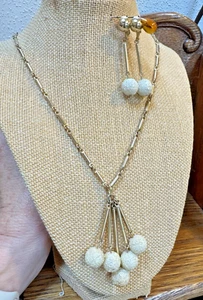 Sarah Coventry MCM Gold Tone White Frosted Disco Balls Drop Necklace Earrings - Picture 1 of 8