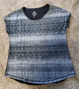 Made for Life Active Wear Shirt Medium Black & White Short Sleave - Picture 1 of 7