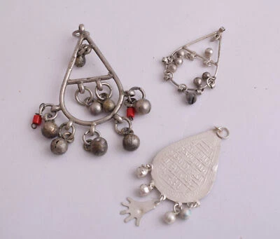 3 ciondoli amuleto zar egiziano vintage in argento - OFFERTA - Immagine 1 di 4