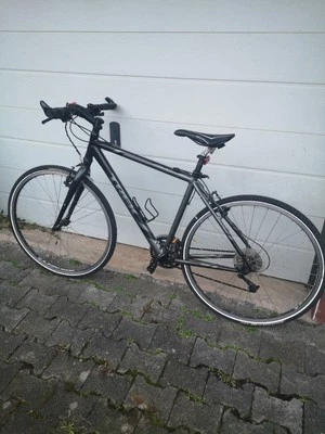 Trekkingrad  Herren von Trek Rahmengröße 50 ohne Beschädigungen - Bild 1 von 3