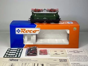 Roco 43701 Austrian BR 1045 12 eléctrico loco en verde ÖBB - calibre HO 1:87 en caja - Imagen 1 de 13