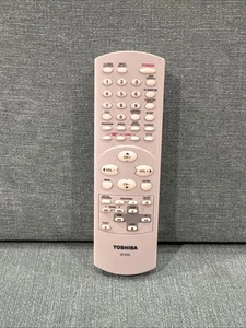 Mando a distancia Toshiba VC-P2S para TV/VCR combo probado genuino original OEM gris - Imagen 1 de 8