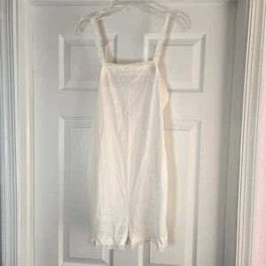 Vintage Teddy Shorts Strampler elfenbein Spitzenbesatz Dessous Gr. S verstellbare Träger - Bild 1 von 8