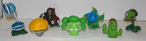 Plants vs Zombies Figures ~ Plants Lot Of 7 w/Gatling Pea Shooter, Cactus - Picture 1 of 7