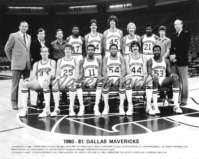 Dallas Mavericks 2010 2011 Team NBA Basketball Licensed 8x10 Glossy Photo C