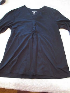 Women's Lee Riders Instantly Slimming Top Black 34 Sleeve Size L NWT - Picture 1 of 3